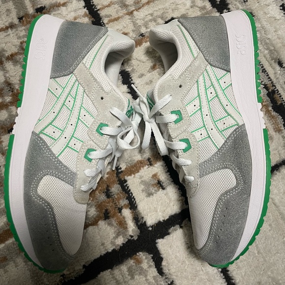 Asics Lyte Classic™ Sneaker - Picture 1 of 11